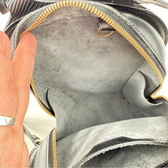 Louis Vuitton Mabillon Black Epi Leather Backpack Vintage 1998 Authentic - Picture 12 of 17